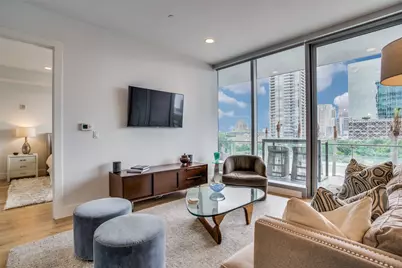 3130 N Harwood Street #707, Dallas, TX 75201 - Photo 9