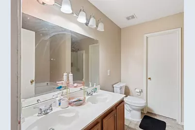 1424 Bumble Bee Drive, Lancaster, TX 75134 - Photo 21