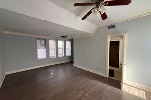 843 N Clinton Ave, Dallas, TX 75208 - Photo 5