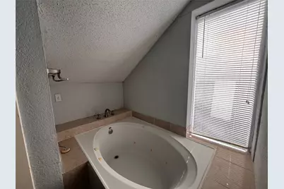 843 N Clinton Avenue, Dallas, TX 75208 - Photo 7