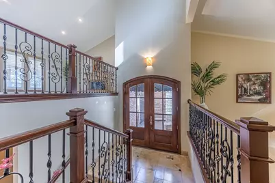 2627 Lakehill Lane, Carrollton, TX 75006 - Photo 3