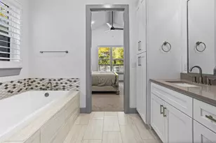 5622 Oaks Ln, Westworth Village, TX 76114 - Photo 25