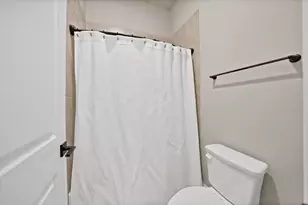 8052 Sarahville Dr, Dallas, TX 75252 - Photo 29