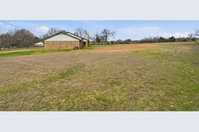 253 County Road 4899, Boyd, TX 76023 - Photo 25