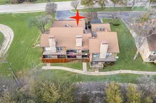 5702 Meadow Wood Ln, Fort Worth, TX 76112 - Photo 29