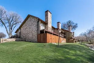 5702 Meadow Wood Ln, Fort Worth, TX 76112 - Photo 29