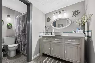 5702 Meadow Wood Ln, Fort Worth, TX 76112 - Photo 21