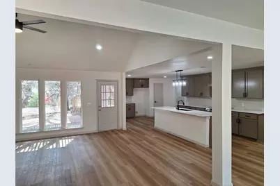 2520 Stone Creek Drive, Plano, TX 75075 - Photo 3