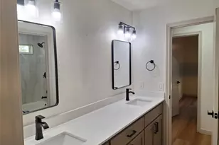 2520 Stone Creek Dr, Plano, TX 75075 - Photo 17