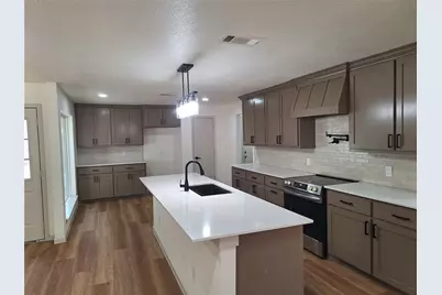 2520 Stone Creek Drive, Plano, TX 75075 - Photo 5