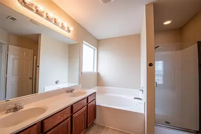 14112 Cochise Drive, Fort Worth, TX 76052 - Photo 13