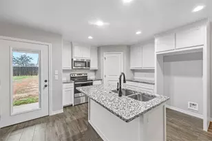 228 St Charles Dr, Springtown, TX 76082 - Photo 3