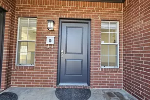 903 W Congress St, Denton, TX 76201 - Photo 3