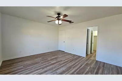 903 W Congress Street, Denton, TX 76201 - Photo 17