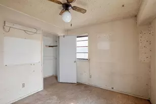 404 Nathan St, Burleson, TX 76028 - Photo 21