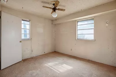 404 Nathan Street, Burleson, TX 76028 - Photo 17