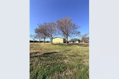 54 Spring Creek Circle, Grand Prairie, TX 75054 - Photo 3