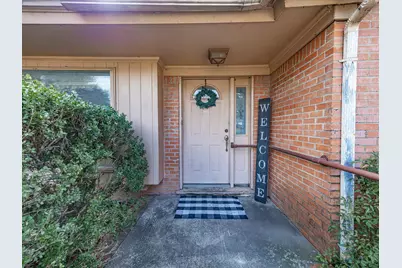 5 Chelsea Drive, Fort Worth, TX 76134 - Photo 3