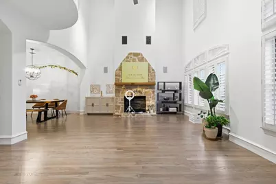 13641 Cobblestone Drive, Farmers Branch, TX 75244 - Photo 5