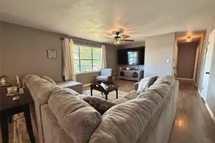 200 Arden St, Bowie, TX 76230 - Photo 3