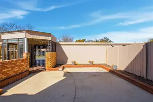 5810 Marina Dr, Garland, TX 75043 - Photo 29