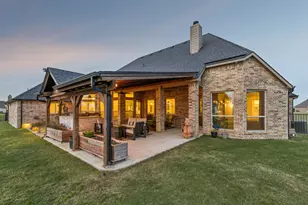 2185 Hodges Lake Dr, Rockwall, TX 75032 - Photo 3