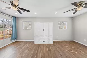 2716 McKenzie Ave, Waco, TX 76708 - Photo 9