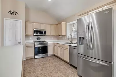 9881 Cambridge Drive, Frisco, TX 75035 - Photo 13