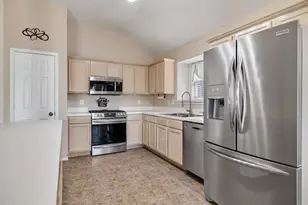 9881 Cambridge Dr, Frisco, TX 75035 - Photo 13