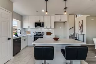 8403 Winecup Ridge, Dallas, TX 75249 - Photo 9