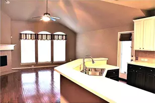 6401 Sidney Ln, McKinney, TX 75070 - Photo 11