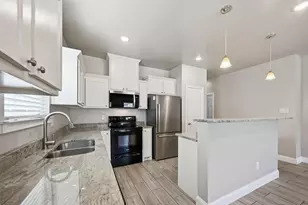 2207 Henry St, Greenville, TX 75401 - Photo 9