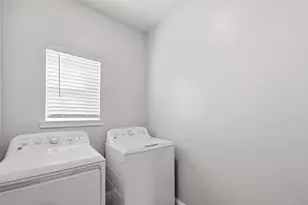 2207 Henry St, Greenville, TX 75401 - Photo 19