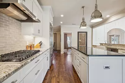 6526 Meadowcreek Drive, Dallas, TX 75254 - Photo 11