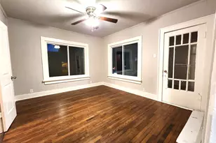 2114 N Elm St, Denton, TX 76201 - Photo 11