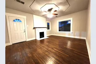 2114 N Elm Street, Denton, TX 76201 - Photo 9