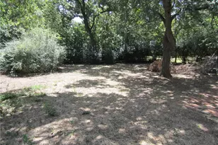 2114 N Elm St, Denton, TX 76201 - Photo 29