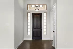 108 Lila Lk Dr, Waxahachie, TX 75165 - Photo 9