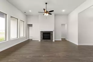 108 Lila Lk Dr, Waxahachie, TX 75165 - Photo 3