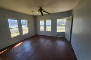 815 E Sumpter St, Mexia, TX 76667 - Photo 7