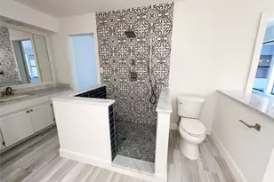 401 Kenshire Dr, Benbrook, TX 76126 - Photo 17