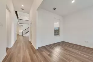 1329 Buckeye Trl, Garland, TX 75042 - Photo 5