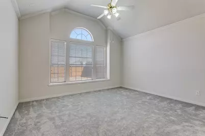 511 Poplar Lane, Irving, TX 75063 - Photo 15