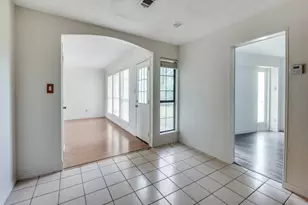 224 Iberis Dr, Arlington, TX 76018 - Photo 7