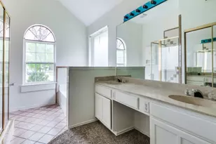 224 Iberis Dr, Arlington, TX 76018 - Photo 11