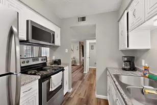 2315 Blue Sage Ln, Arlington, TX 76014 - Photo 3