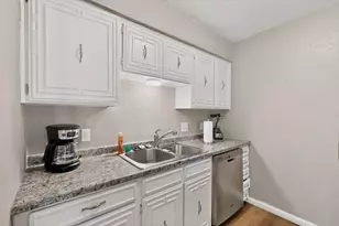 2315 Blue Sage Ln, Arlington, TX 76014 - Photo 5