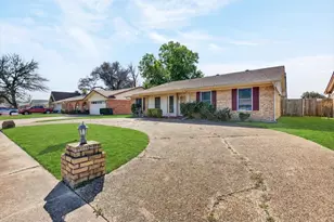 725 Melinda Dr, Mesquite, TX 75149 - Photo 1