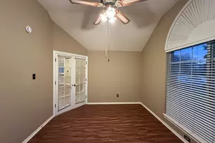 7012 Bernadine Dr, Watauga, TX 76148 - Photo 19