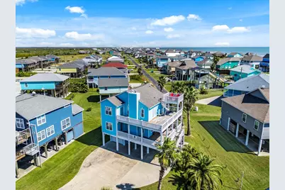 3240 Castle Drive, Crystal Beach, TX 77650 - Photo 5